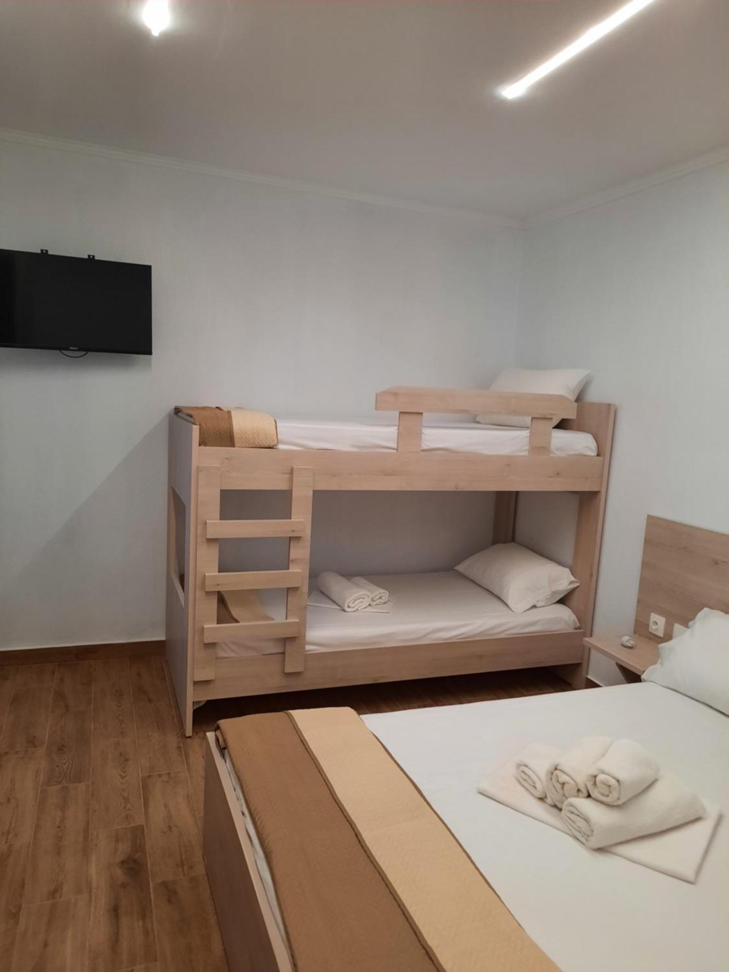 Anestis Apartment *