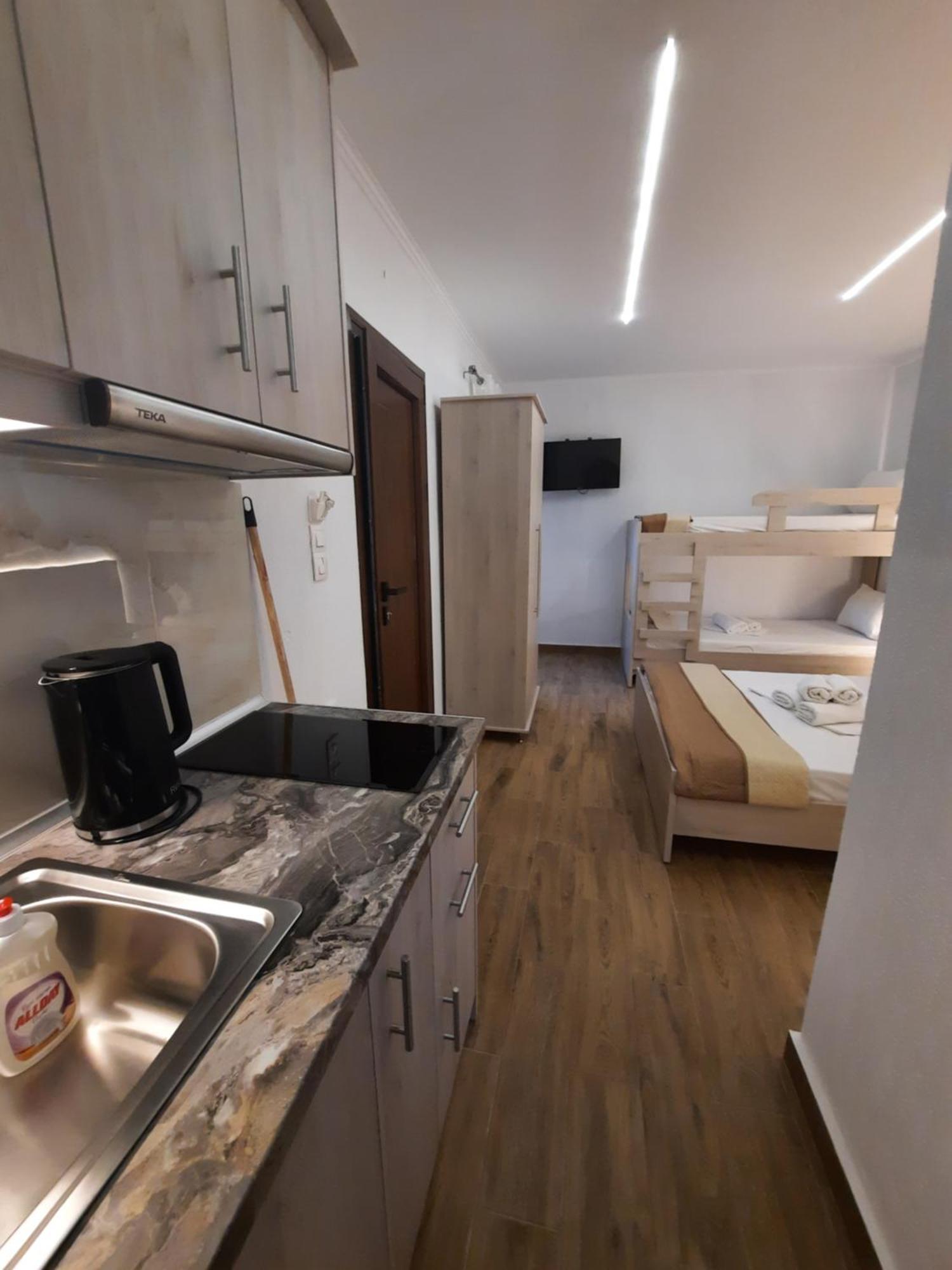 Anestis Apartment *